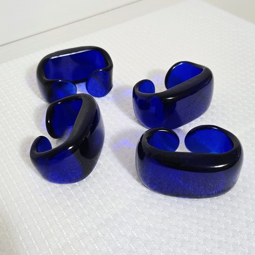 Cobalt Blue Art Glass Napkin Holders Open Ring Elegant Dinner Table